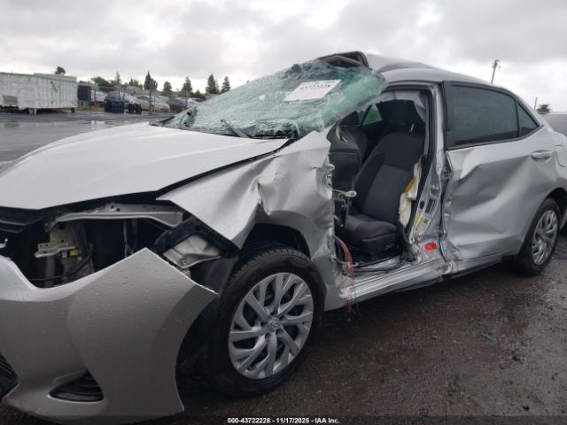 2017 TOYOTA COROLLA 5YFBURHE6HP693403 Photo 5