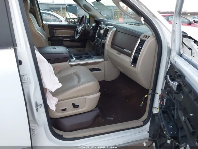 Продажа на аукционе авто 2013 Ram 3500 Laramie, vin: 3C63RRJL5DG573064, номер лота: 43722233