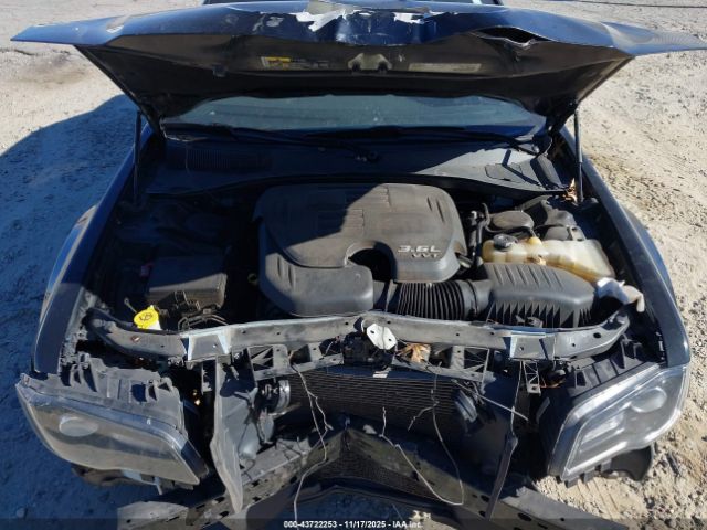 2019 CHRYSLER 300 2C3CCABG2KH517193 Photo 9