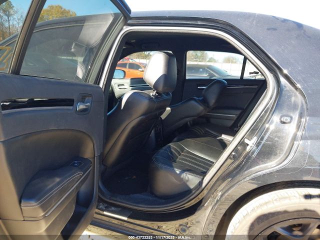 2019 CHRYSLER 300 2C3CCABG2KH517193 Photo 7