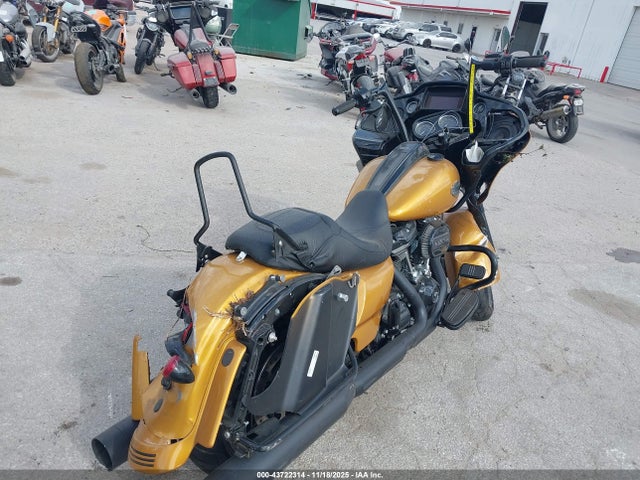 2023 HARLEY-DAVIDSON FLTRXS 1HD1KTP13PB645818 Photo 3