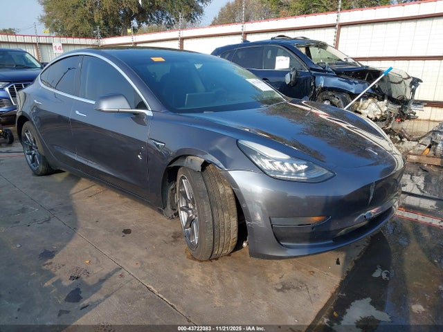 2019 TESLA MODEL 3 5YJ3E1EA0KF435319 Photo 0