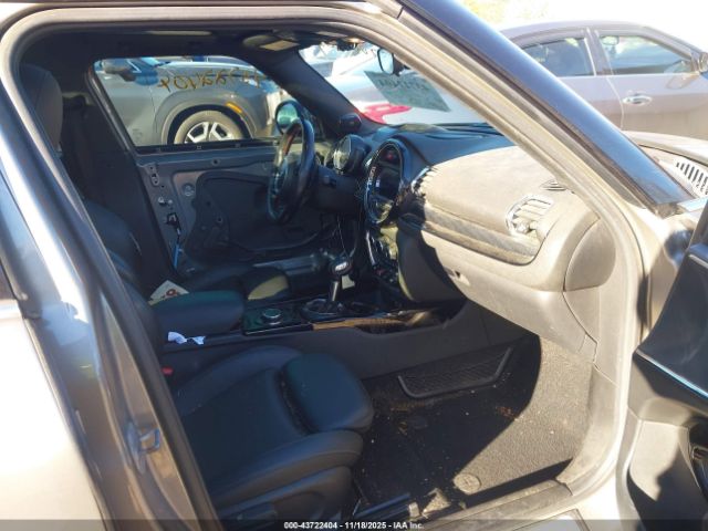 2018 MINI CLUBMAN WMWLU5C54J2G03268 Photo 4