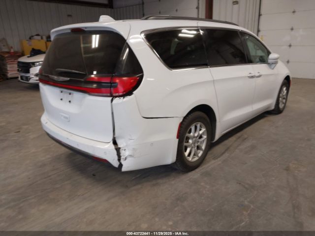 2022 CHRYSLER PACIFICA 2C4RC1BG9NR155223 Photo 3
