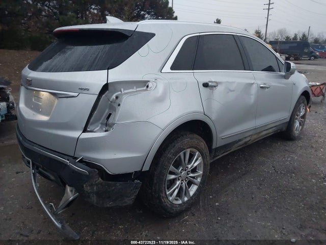 2020 CADILLAC XT5 1GYKNCRS3LZ122569 Photo 3