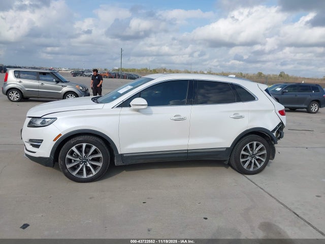 Lincoln Mkc Reserve 2019 5LMCJ3C99KUL38880 Image 14