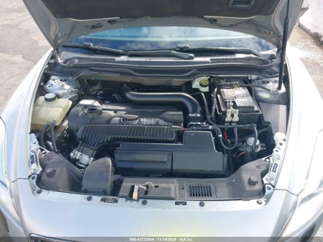 2011 VOLVO C70 YV1672MC6BJ118857 Photo 9