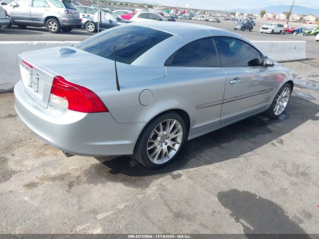 2011 VOLVO C70 YV1672MC6BJ118857 Photo 3