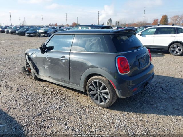 2015 MINI HARDTOP WMWXP7C57F2A59599 Photo 2