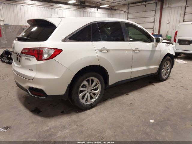 2016 ACURA RDX 5J8TB4H3XGL013815 Photo 3