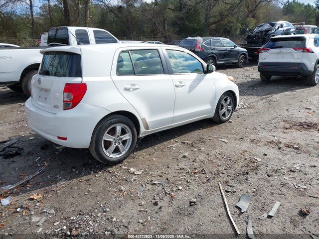 Scion XD 2014 JTKKUPB44E1041375 Image 4
