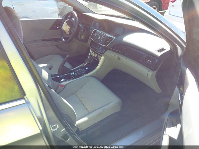 1HGCR2F33HA141071 Honda ACCORD LX
