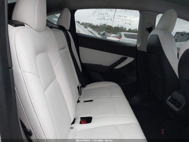 2020 TESLA MODEL Y 5YJYGDEE0LF048906 Photo 7