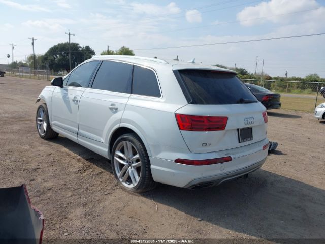 2017 AUDI Q7 WA1VAAF72HD028670 Photo 2