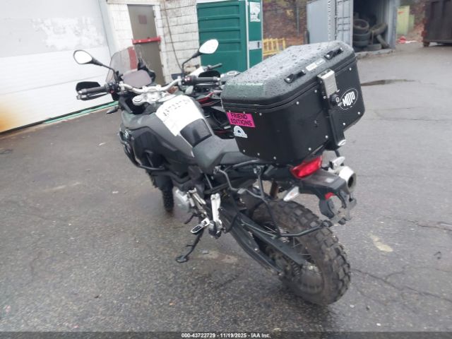 2019 BMW F 850 WB10B1901KZ791217 Photo 2
