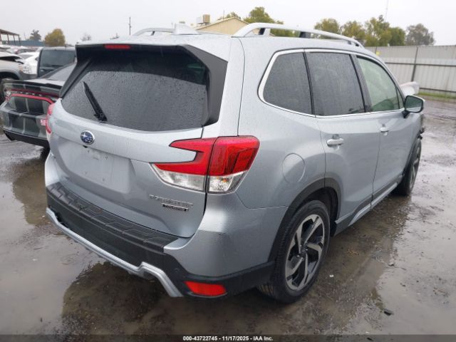 2022 SUBARU FORESTER JF2SKARC6NH525189 Photo 3