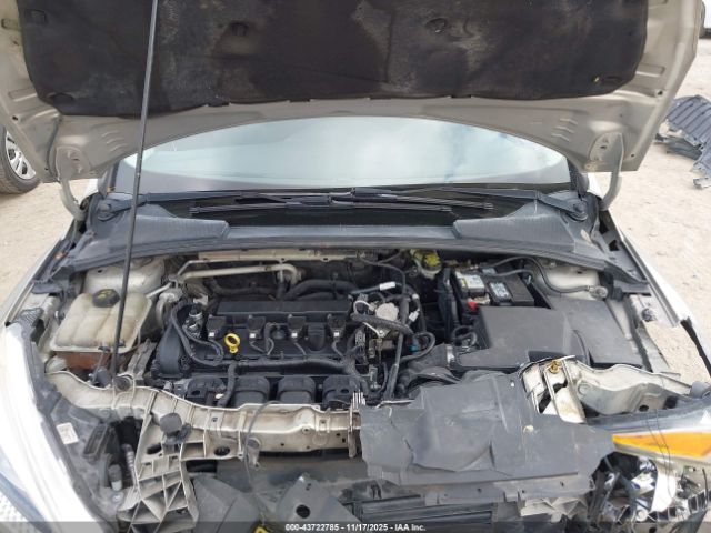 2015 FORD FOCUS 1FADP3F20FL335229 Photo 9