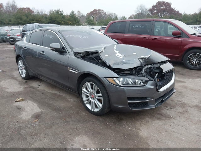 2019 JAGUAR XE SAJAK4FX5KCP48255 Photo 0