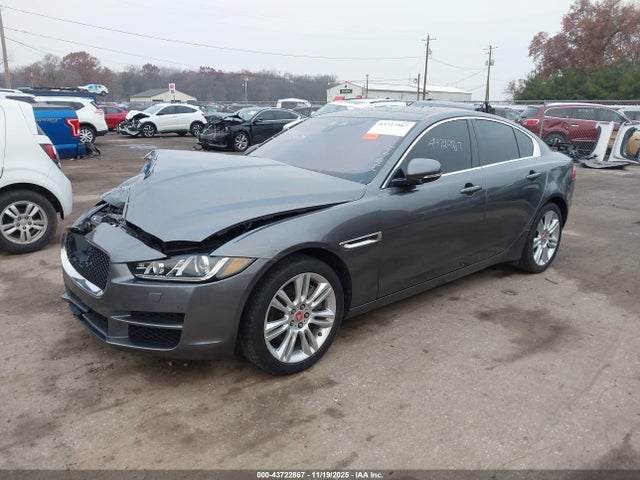 2019 JAGUAR XE SAJAK4FX5KCP48255 Photo 1