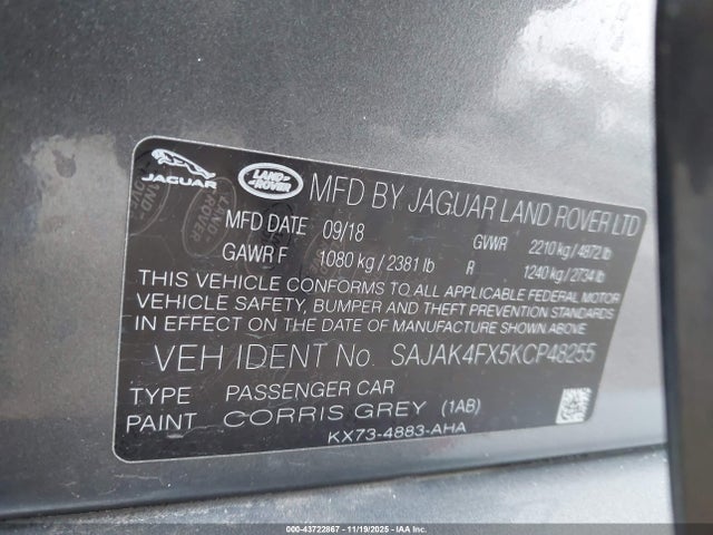 2019 JAGUAR XE SAJAK4FX5KCP48255 Photo 8