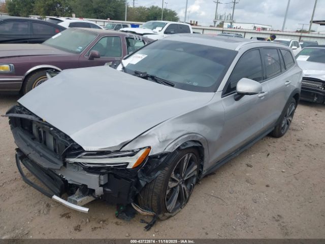 2025 VOLVO V60 CROSS COUNTRY YV4L12WK1S2149245 Photo 1