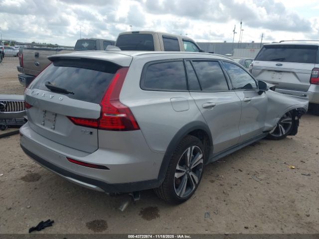 2025 VOLVO V60 CROSS COUNTRY YV4L12WK1S2149245 Photo 3