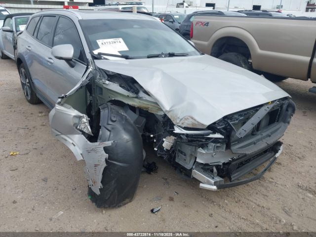 2025 VOLVO V60 CROSS COUNTRY YV4L12WK1S2149245 Photo 5