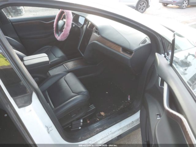 2018 TESLA MODEL X 5YJXCDE26JF141343 Photo 4
