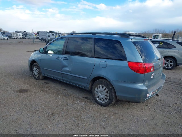 2007 TOYOTA SIENNA 5TDZK23C07S092236 Photo 2