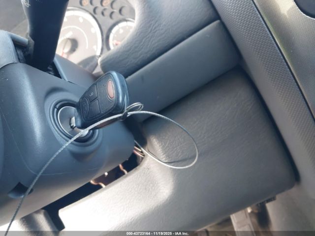 2005 JEEP LIBERTY 1J4GL38K55W525650 Photo 10