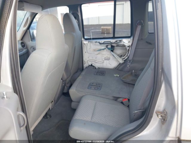 2005 JEEP LIBERTY 1J4GL38K55W525650 Photo 7