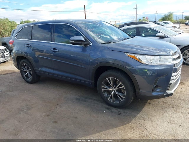 5TDZARFH2HS026601 Toyota Highlander Le