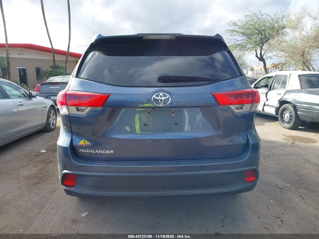 5TDZARFH2HS026601 Toyota Highlander Le