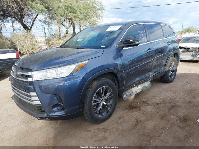 5TDZARFH2HS026601 Toyota Highlander Le