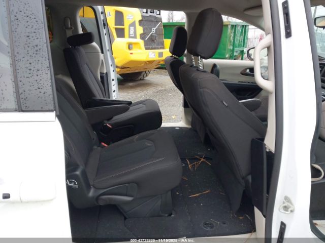 2024 CHRYSLER VOYAGER 2C4RC1CG4RR201948 Photo 7