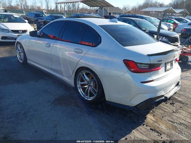 2020 BMW 3 SERIES WBA5U9C08LFJ77081 Photo 2