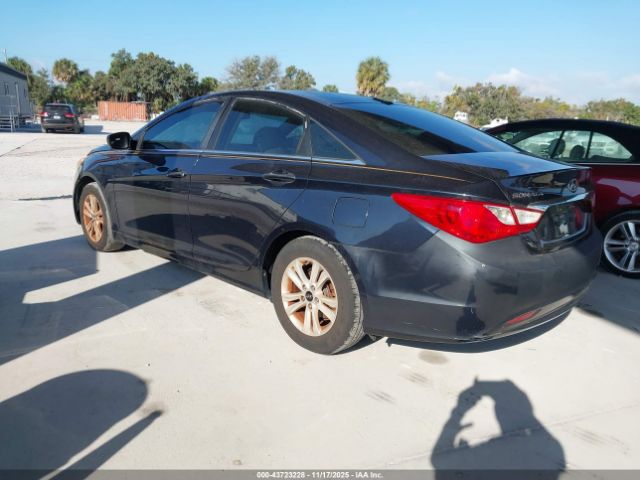 2011 HYUNDAI SONATA 5NPEB4AC6BH150233 Photo 2