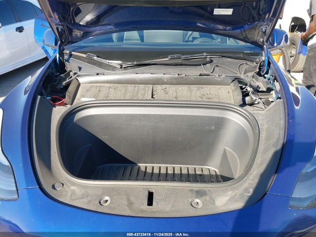 2024 TESLA MODEL Y 7SAYGAEE8RF009832 Photo 9