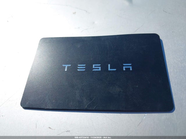 2024 TESLA MODEL Y 7SAYGAEE8RF009832 Photo 10