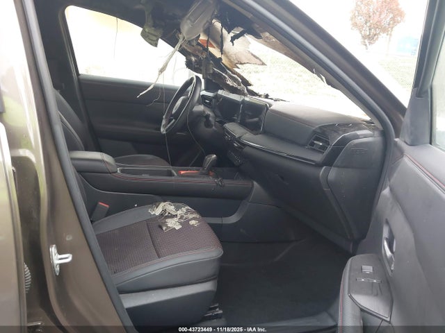 2025 Nissan Kicks Sr Intelligent Awd მანქანა იყიდება აუქციონზე, vin: 3N8AP6DD9SL370373, აუქციონის ნომერი: 43723449