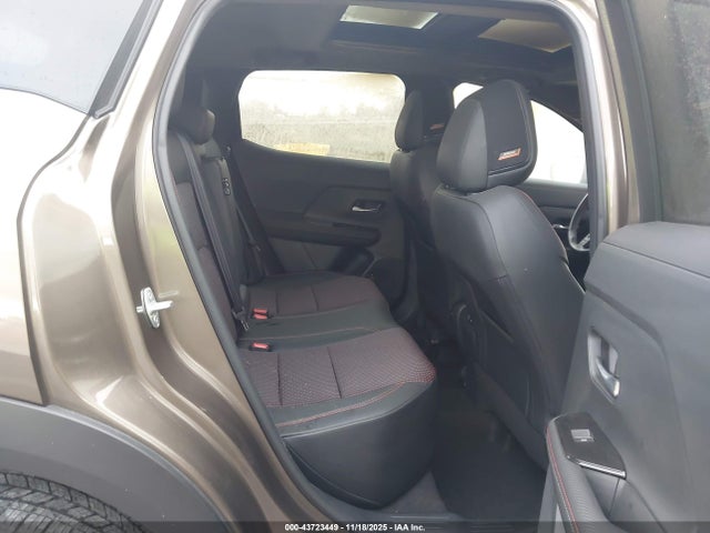 2025 Nissan Kicks Sr Intelligent Awd მანქანა იყიდება აუქციონზე, vin: 3N8AP6DD9SL370373, აუქციონის ნომერი: 43723449