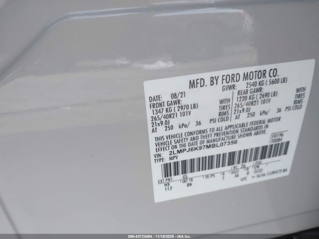 2021 LINCOLN NAUTILUS 2LMPJ6K97MBL07356 Photo 8