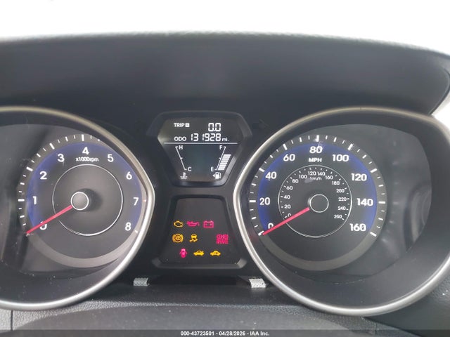 Продажа на аукционе авто 2013 Hyundai Elantra Limited, vin: 5NPDH4AEXDH450355, номер лота: 43723501