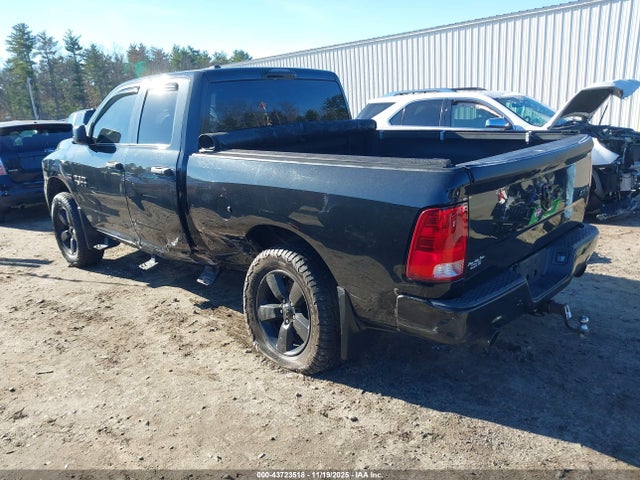 2017 Ram 1500 Express  4x4 6'4 Box მანქანა იყიდება აუქციონზე, vin: 1C6RR7FT6HS739971, აუქციონის ნომერი: 43723518