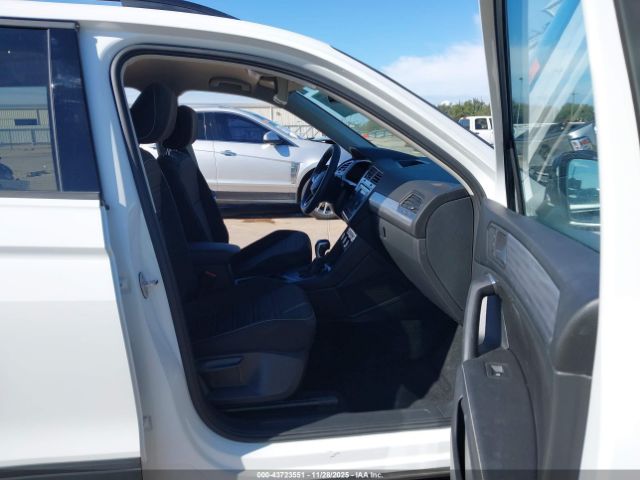 2023 VOLKSWAGEN TIGUAN 3VVRB7AX0PM029416 Photo 4