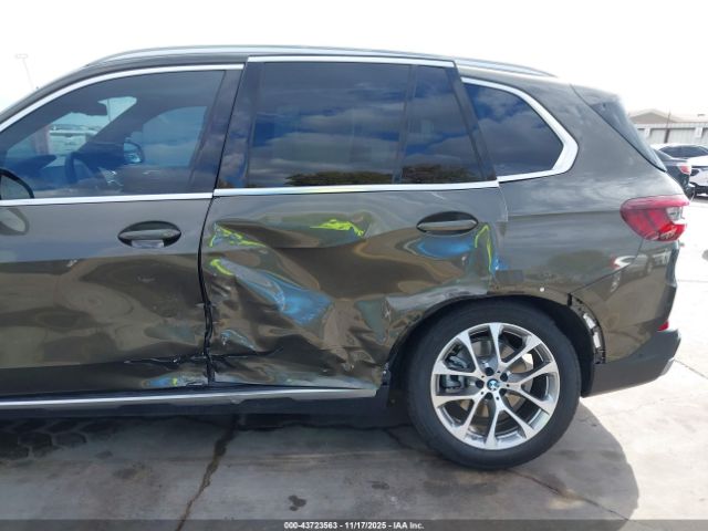 2023 BMW X5 5UXCR6C06P9N83079 Photo 5