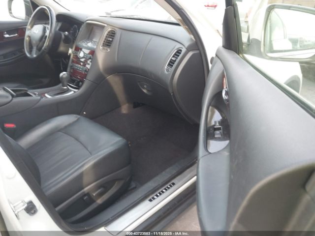 2017 INFINITI QX50 JN1BJ0RR6HM410574 Photo 4