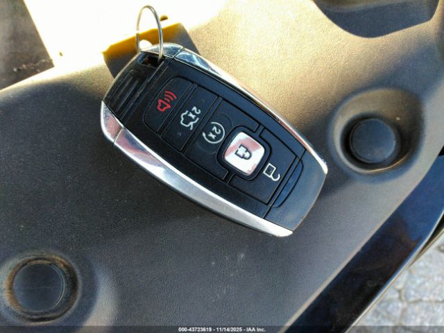 2019 LINCOLN MKC 5LMCJ1C91KUL03951 Photo 10