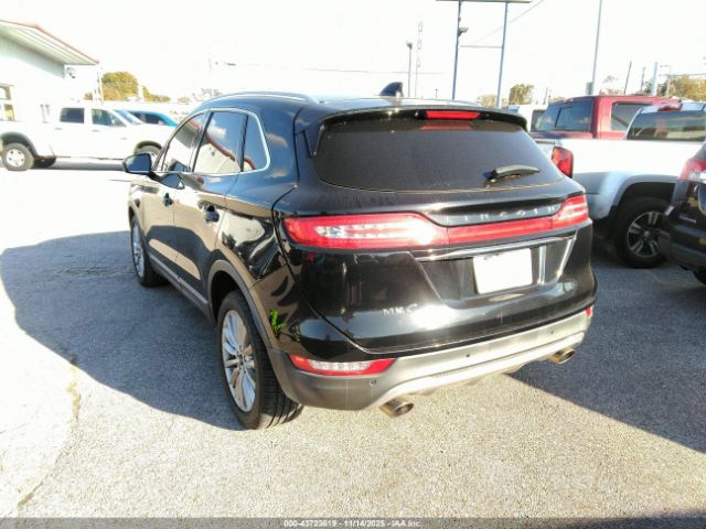 2019 LINCOLN MKC 5LMCJ1C91KUL03951 Photo 2