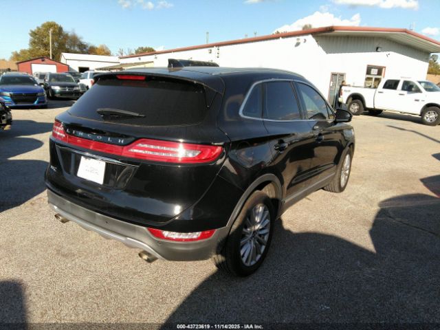 2019 LINCOLN MKC 5LMCJ1C91KUL03951 Photo 3